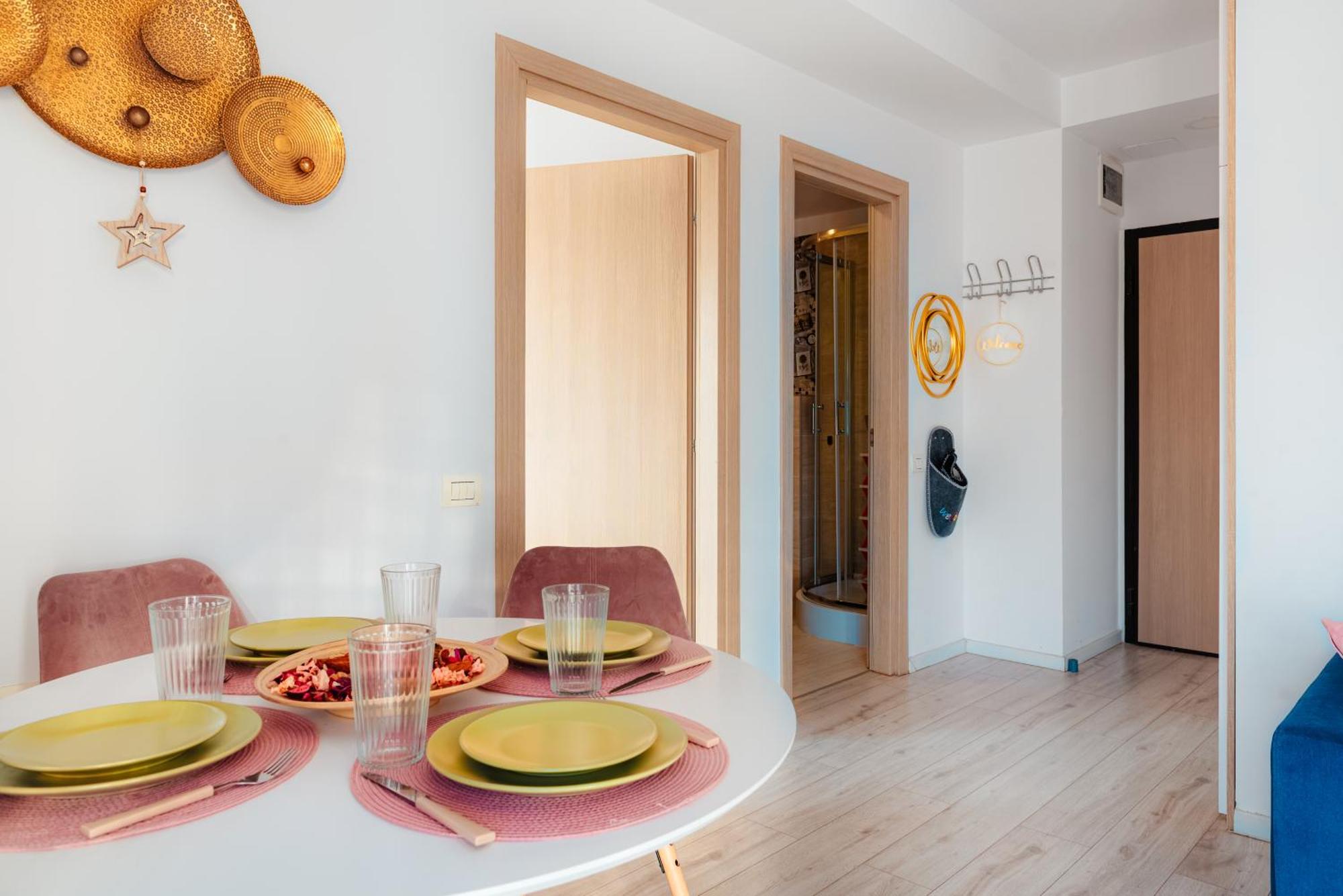 Downtown Apartment Boutique - Blue & Pink Бухарест Екстер'єр фото